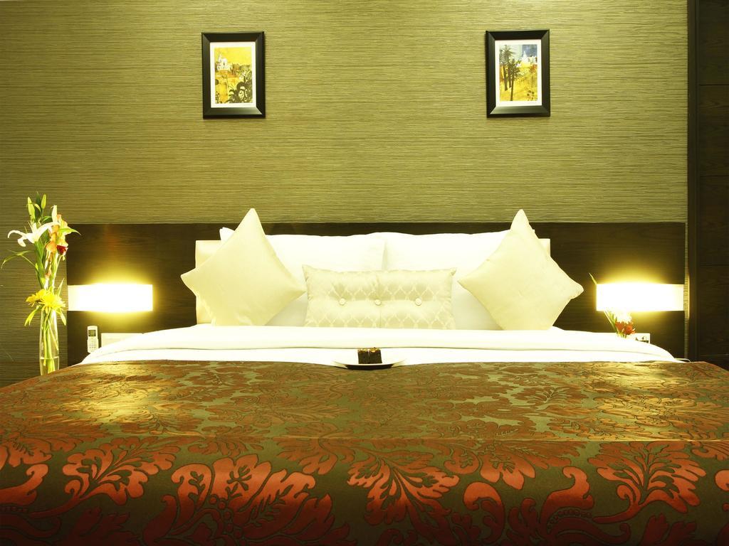 Pleasant Days Resort Chembarambakkam Lake Esterno foto