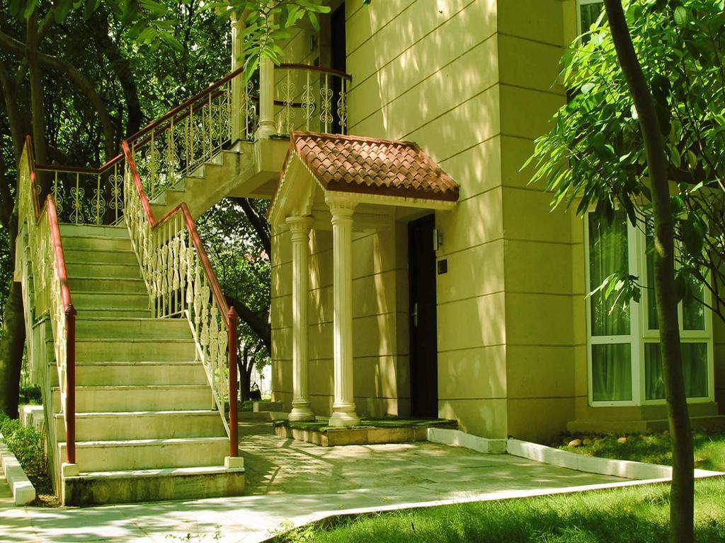 Pleasant Days Resort Chembarambakkam Lake Esterno foto